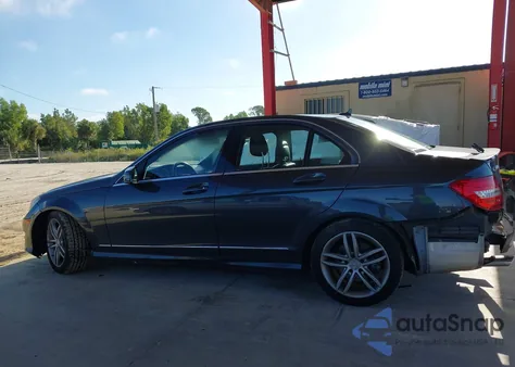 2013 Mercedes-Benz C 300 Sport 4Matic from USA, damaged, VIN WDDGF8AB4DR241322